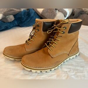 Timberland Boots Women’s 9